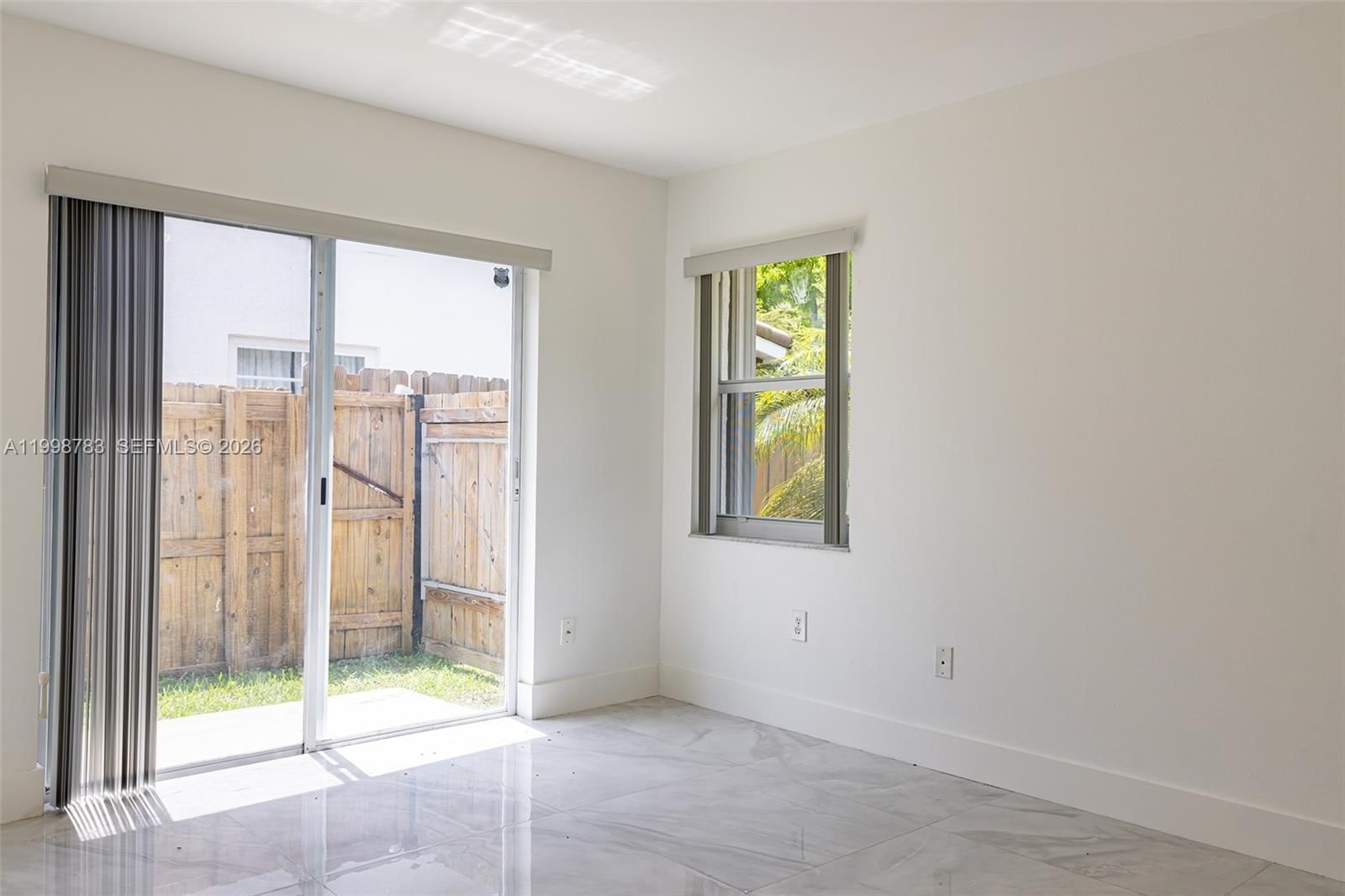 Real estate property located at 10241 128th Ave, Miami-dade, First Addn To Calusa Club, Miami, FL