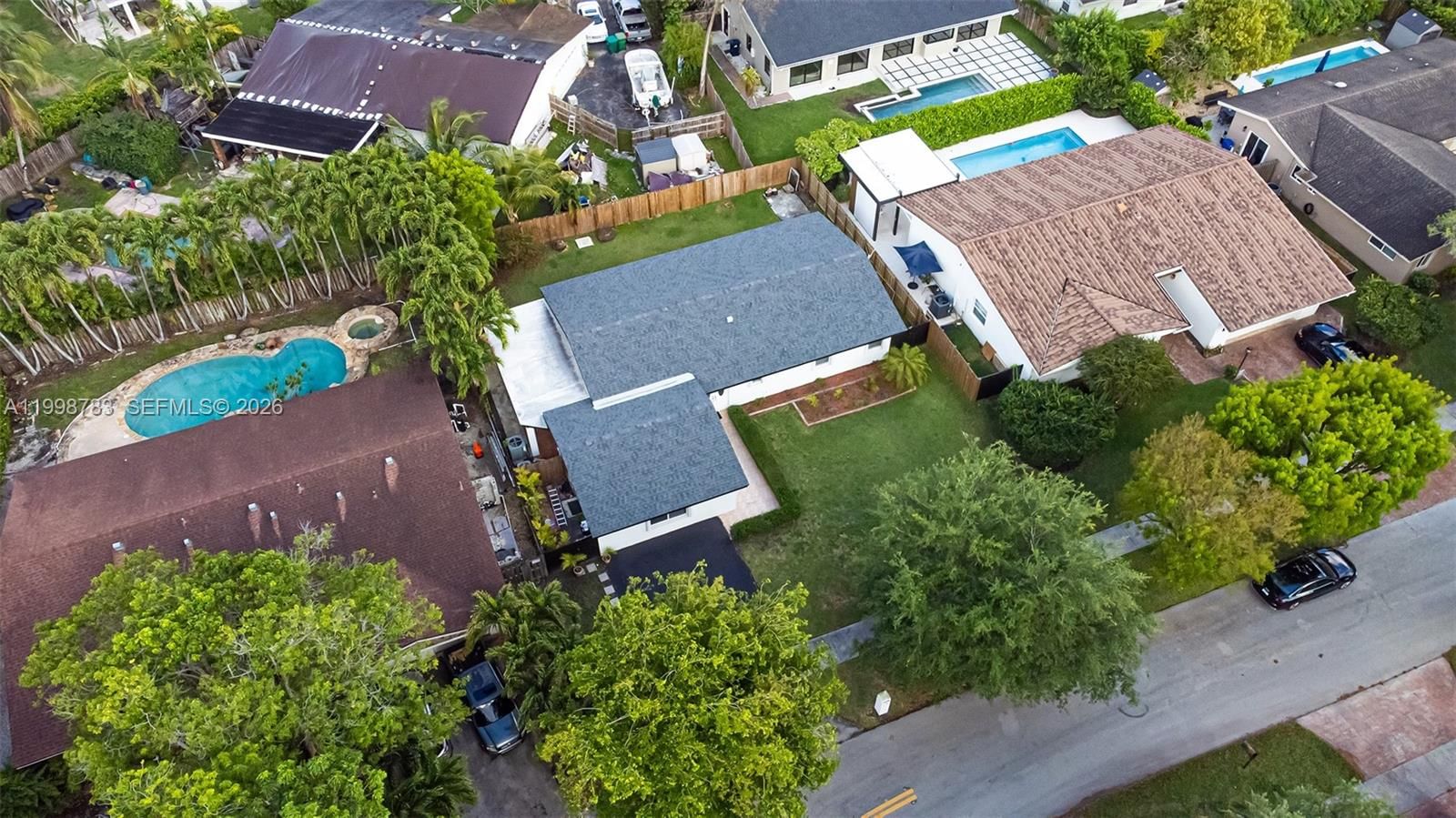 Real estate property located at 10241 128th Ave, Miami-dade, First Addn To Calusa Club, Miami, FL