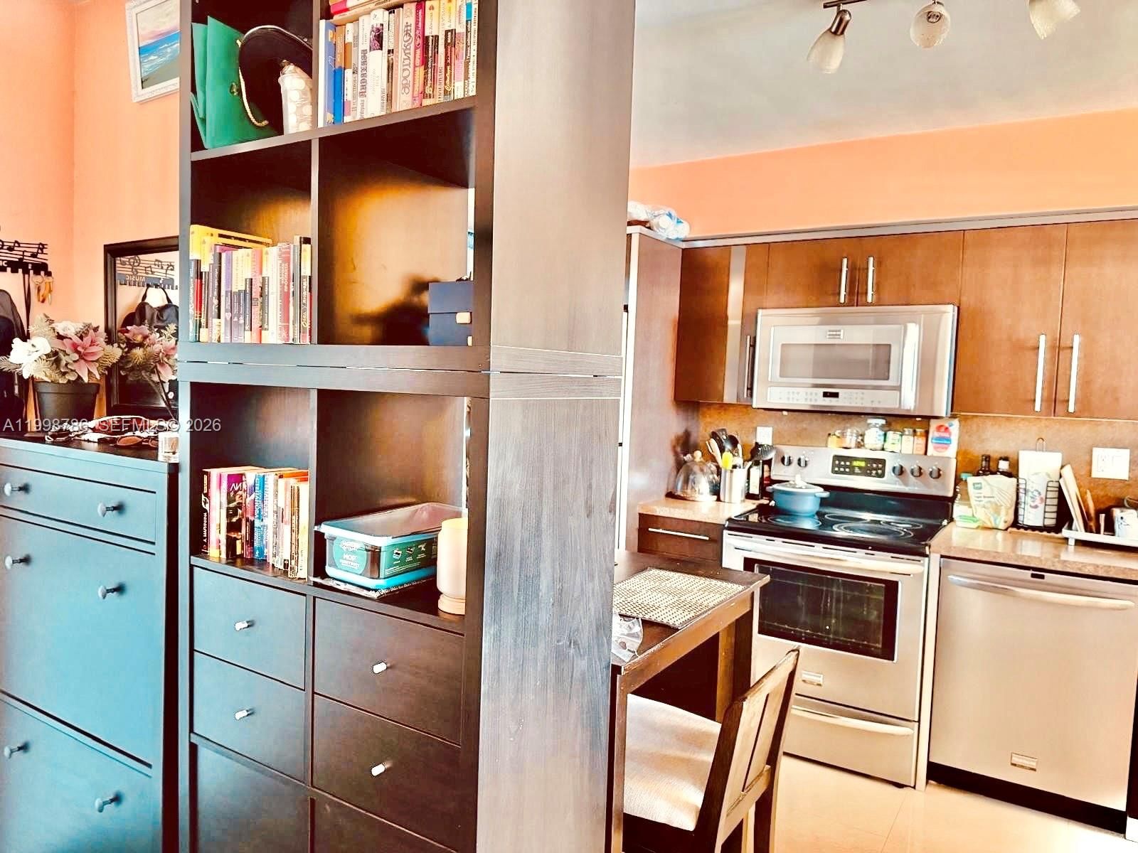 Real estate property located at 1150 191st St #38, Miami-dade, Riviera Condominium Apts, Miami, FL