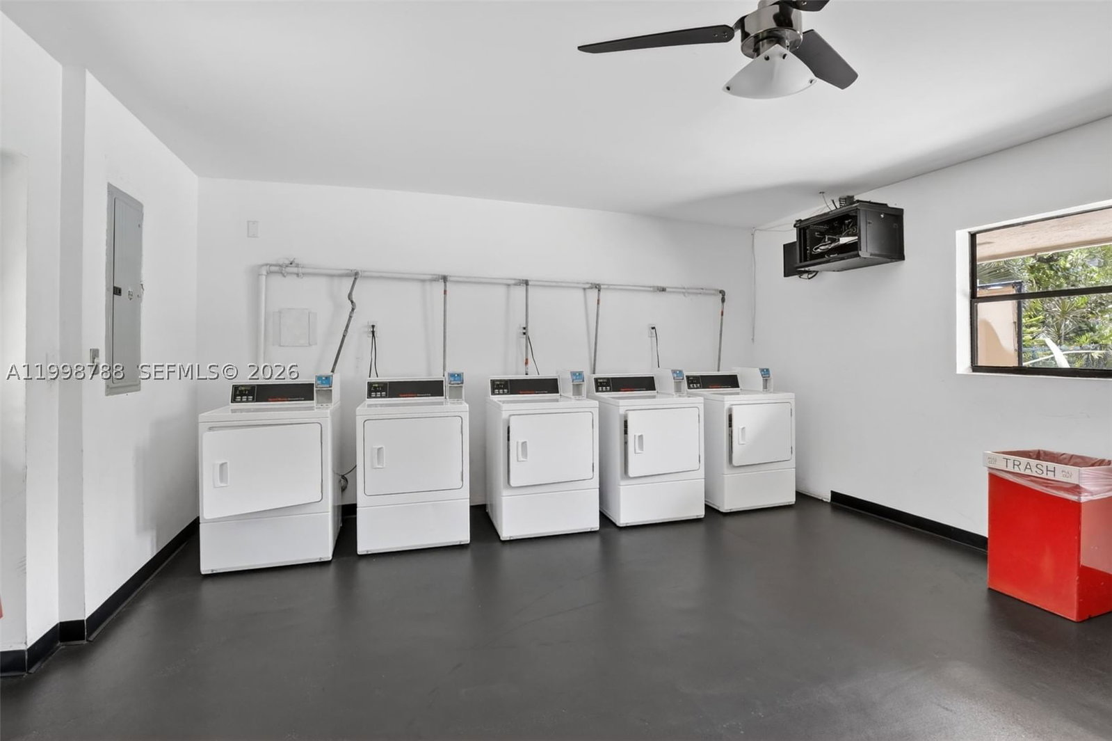 Real estate property located at 5240 6th Ave H26, Broward, Embarcadero Condo, Oakland Park, FL