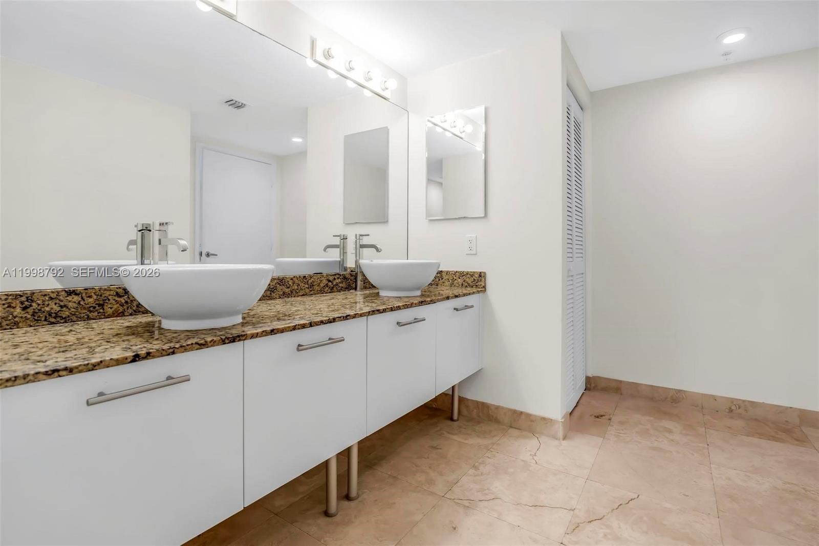 Real estate property located at 41 5th St #1709, Miami-dade, Brickell On The River S T, Miami, FL