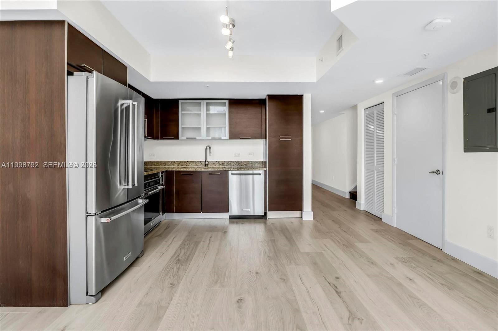 Real estate property located at 41 5th St #1709, Miami-dade, Brickell On The River S T, Miami, FL