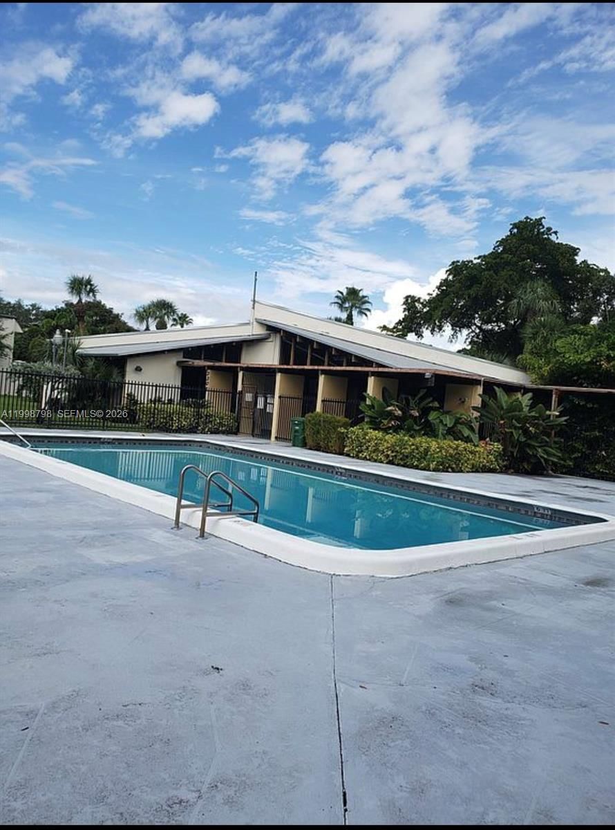 Real estate property located at 3301 Raleigh St #4A, Broward, Hollywood Gardens, Hollywood, FL