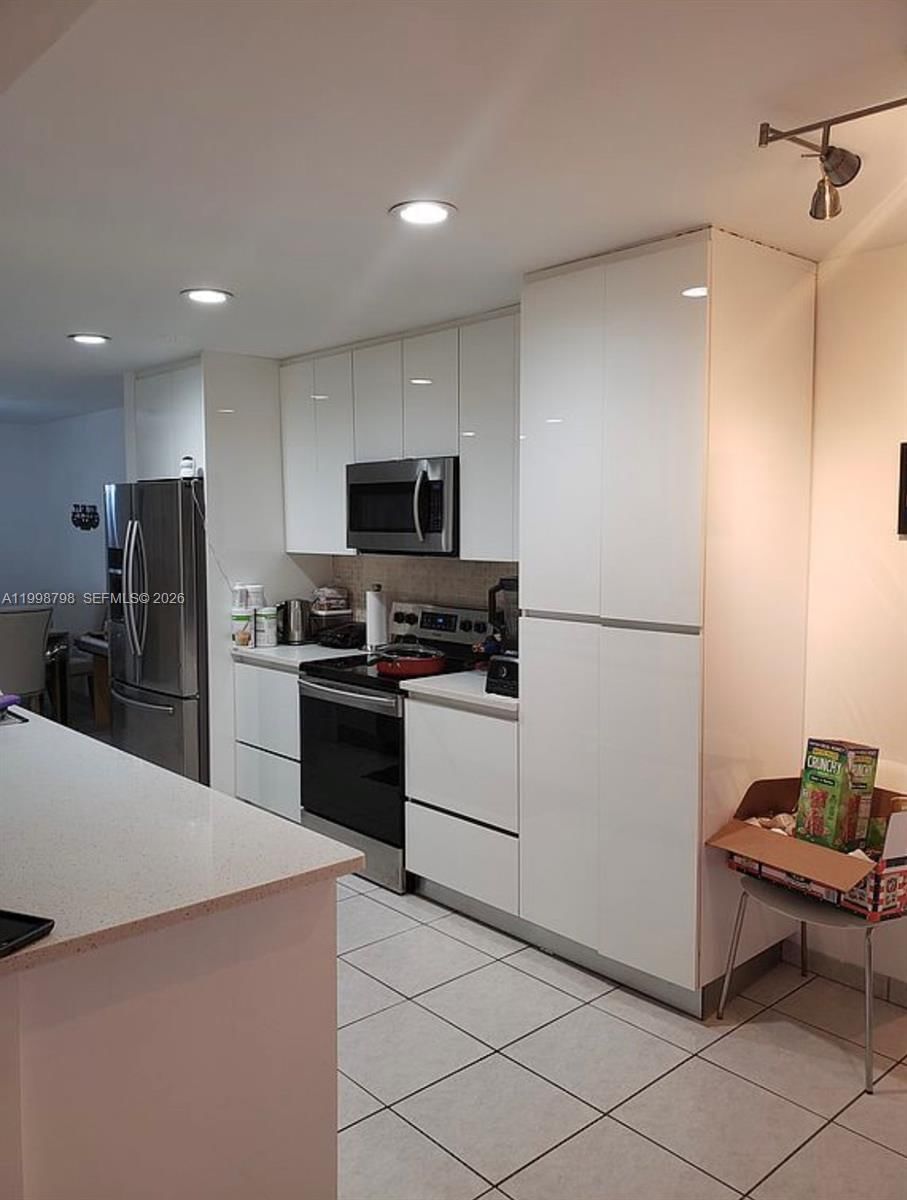 Real estate property located at 3301 Raleigh St #4A, Broward, Hollywood Gardens, Hollywood, FL