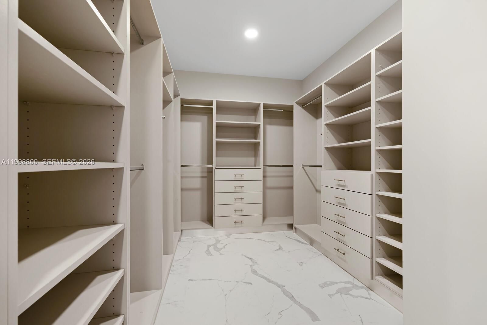 Real estate property located at 275 Giralda Ave #6E, Miami-dade, Giralda Place Condo, Coral Gables, FL