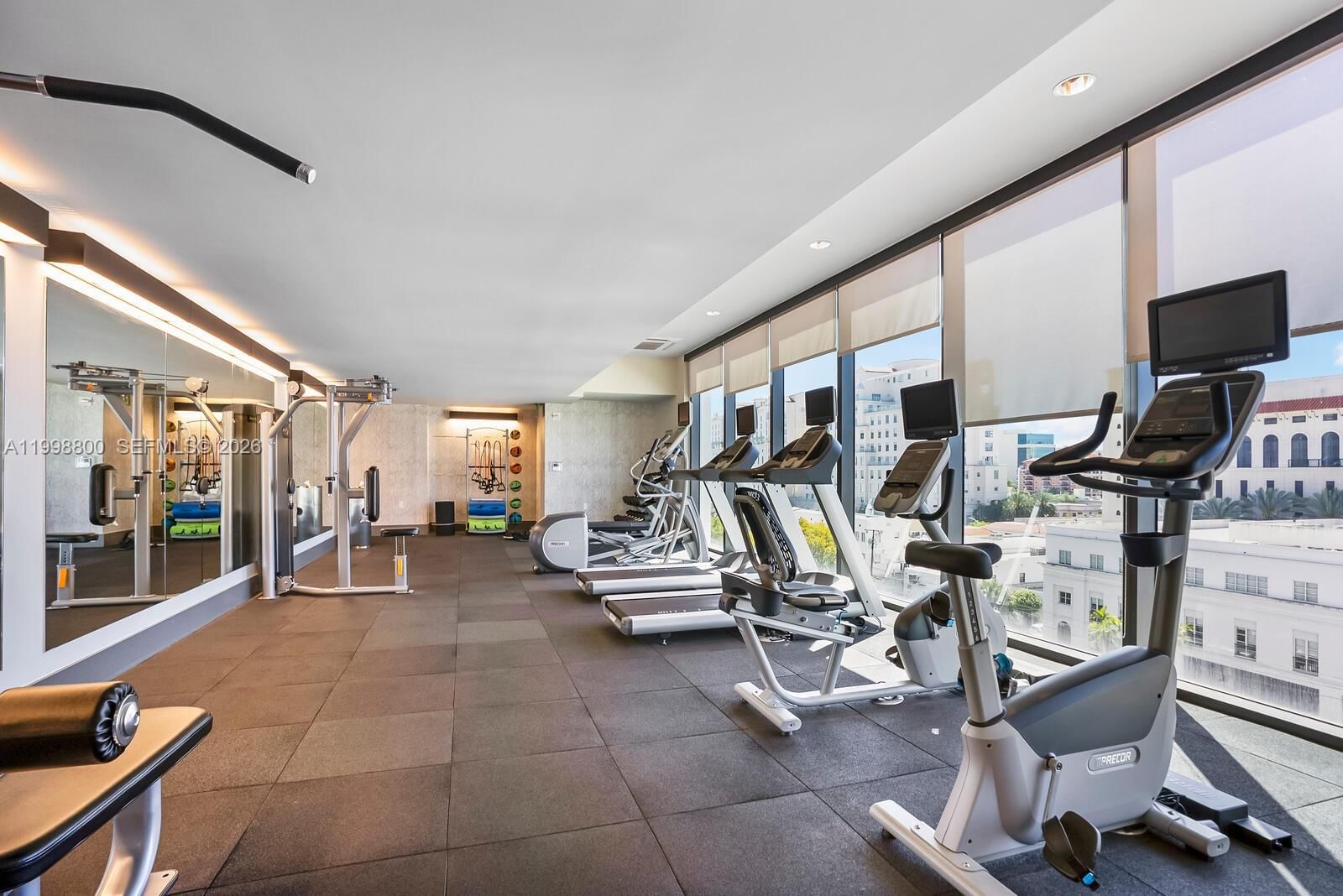 Real estate property located at 275 Giralda Ave #6E, Miami-dade, Giralda Place Condo, Coral Gables, FL