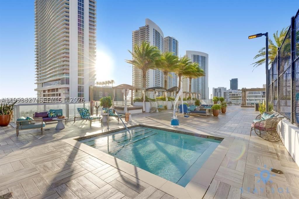 Real estate property located at 4010 Ocean Dr T4004, Broward, 4010 South Ocean Condo, Hollywood, FL