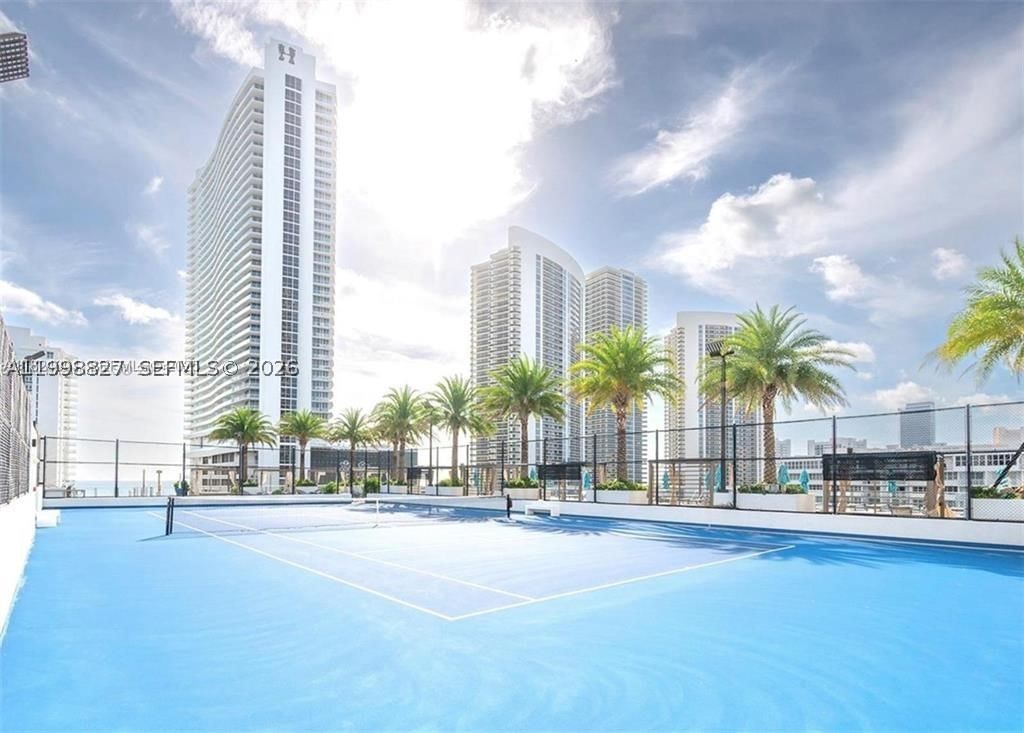 Real estate property located at 4010 Ocean Dr T4004, Broward, 4010 South Ocean Condo, Hollywood, FL