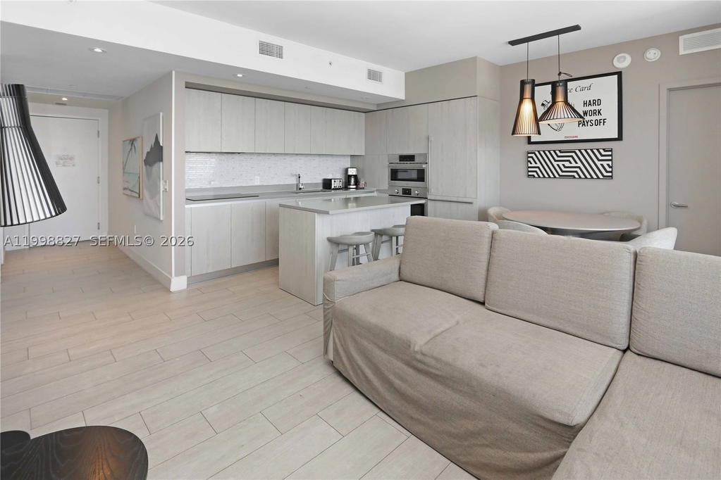 Real estate property located at 4010 Ocean Dr T4004, Broward, 4010 South Ocean Condo, Hollywood, FL