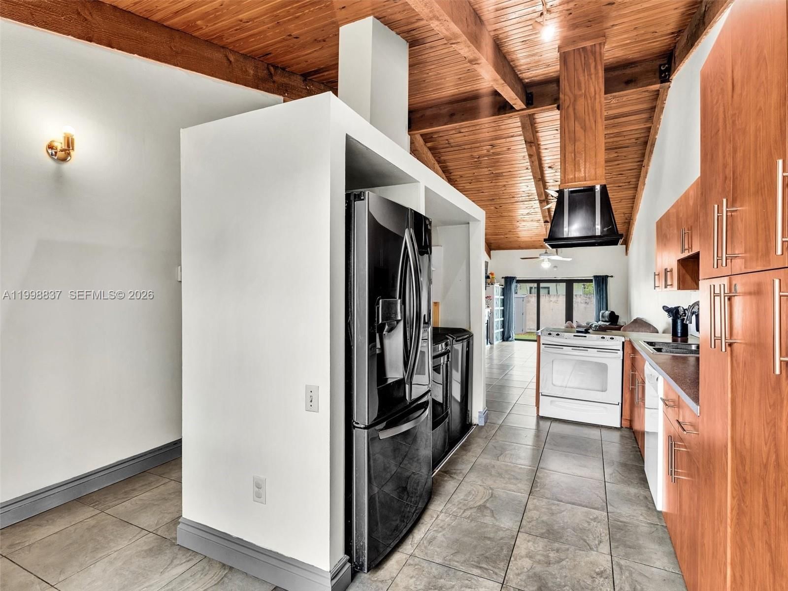 Real estate property located at 13406 102nd Ln, Miami-dade, Cindis Place Sec 1, Miami, FL