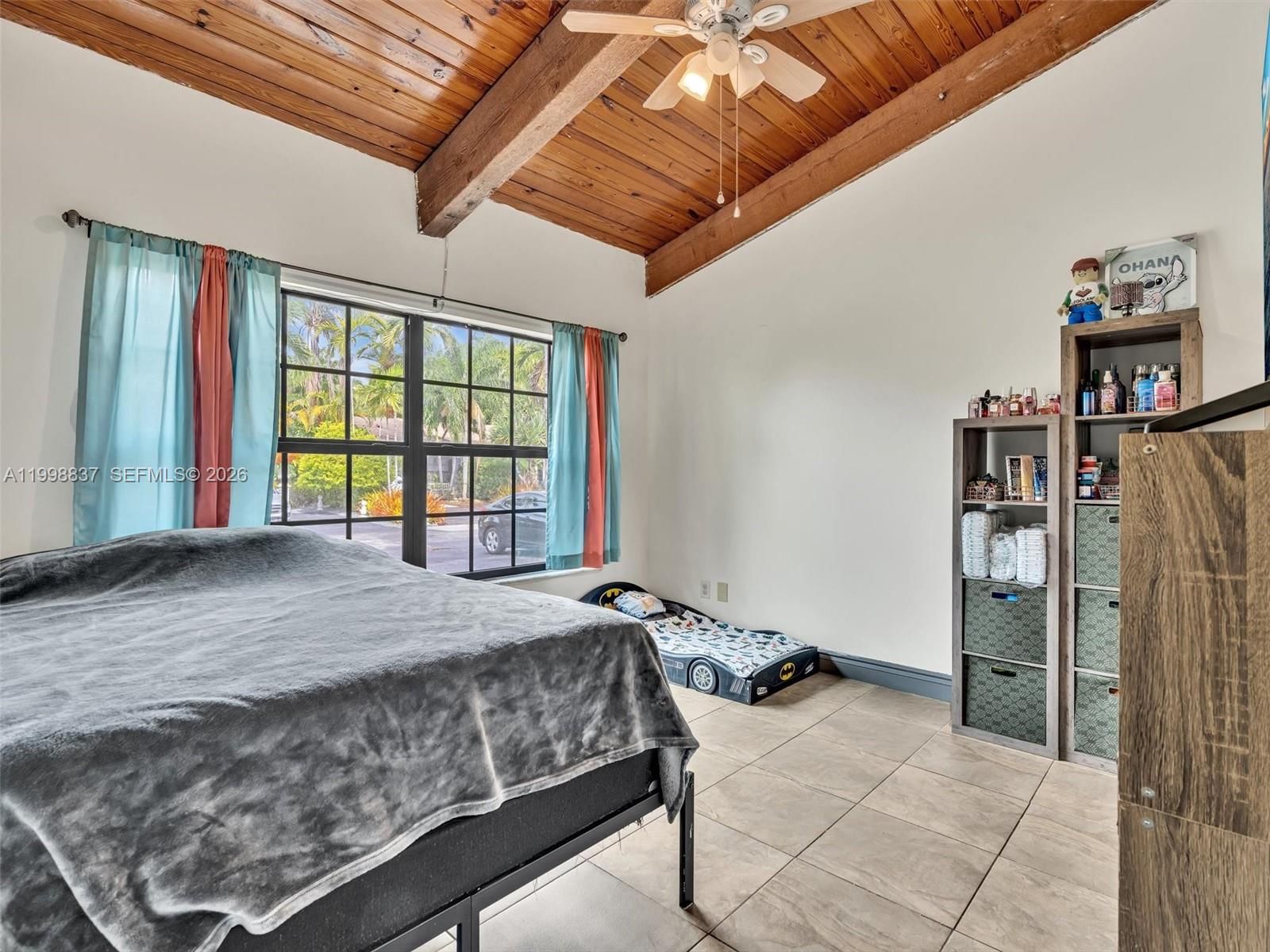 Real estate property located at 13406 102nd Ln, Miami-dade, Cindis Place Sec 1, Miami, FL