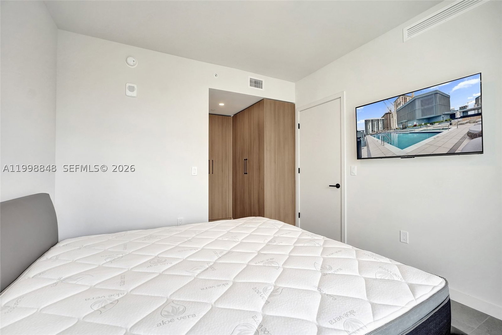 Real estate property located at 121 5th ST #2101, Miami-dade, 501 First Residences, Miami, FL