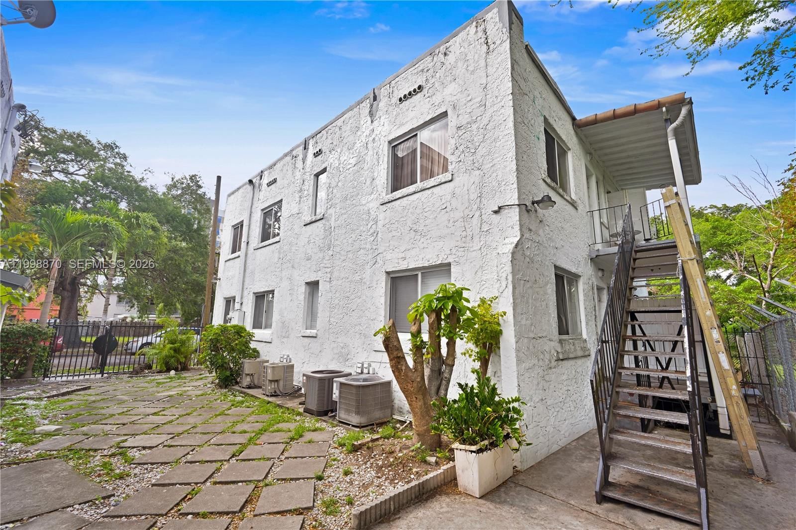 Real estate property located at 109 6th Ave #8, Miami-dade, River Point Condo, Miami, FL