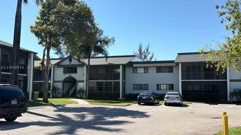 Real estate property located at 468 206th Ln #102, Miami-dade, Carmel Lakes Condo No 6, Miami, FL