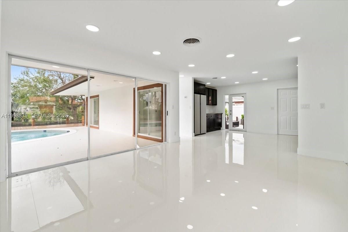 Real estate property located at 1910 36th St, Broward, Royal Palm Acres Third Se, Oakland Park, FL