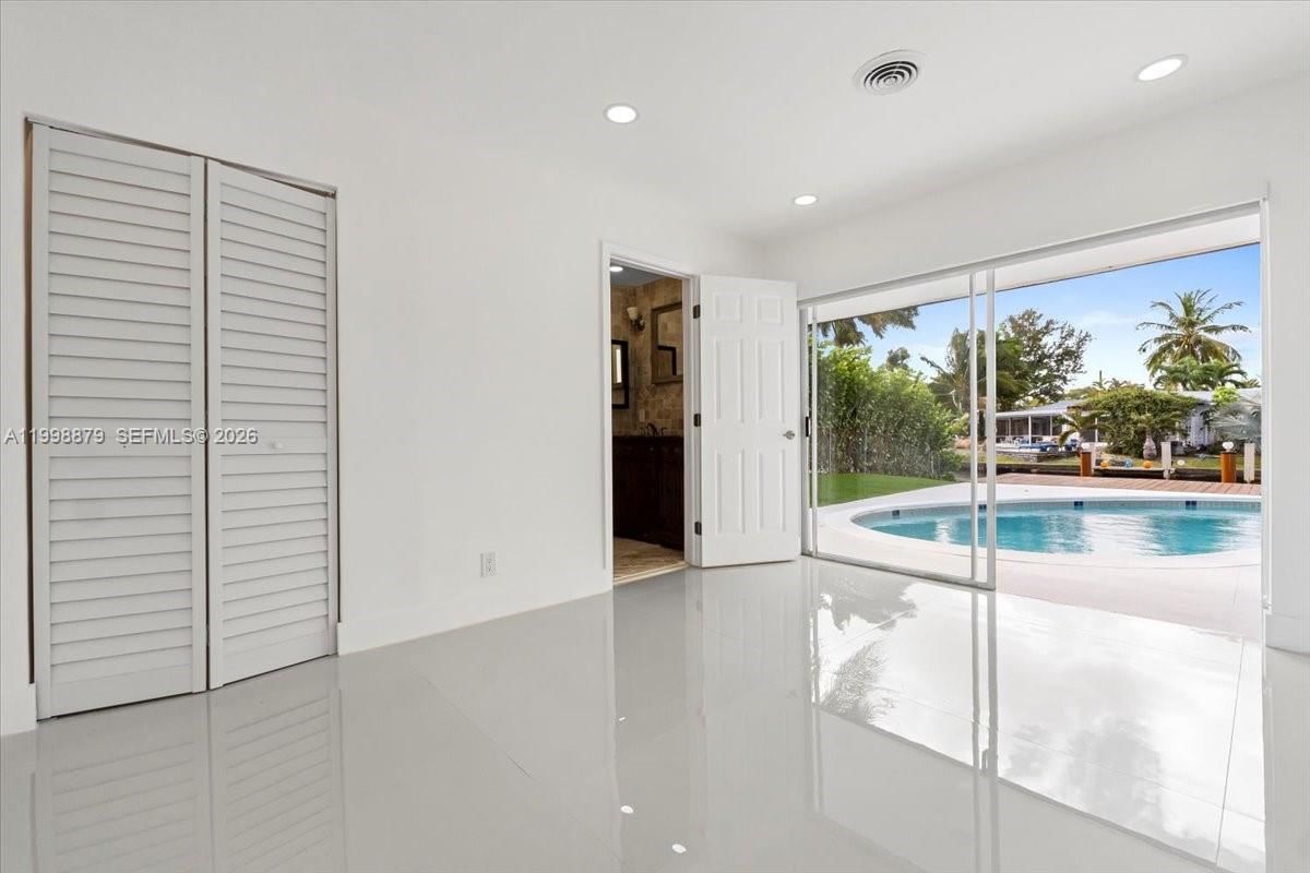 Real estate property located at 1910 36th St, Broward, Royal Palm Acres Third Se, Oakland Park, FL