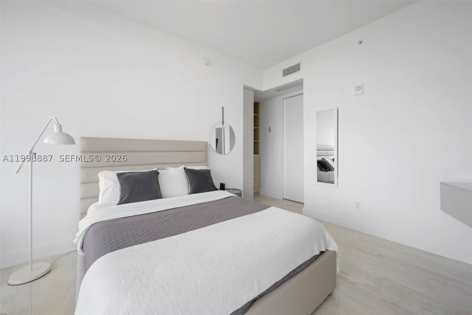 Real estate property located at 18975 Collins Ave #605, Miami-dade, 18975 Collins Condo, Sunny Isles Beach, FL