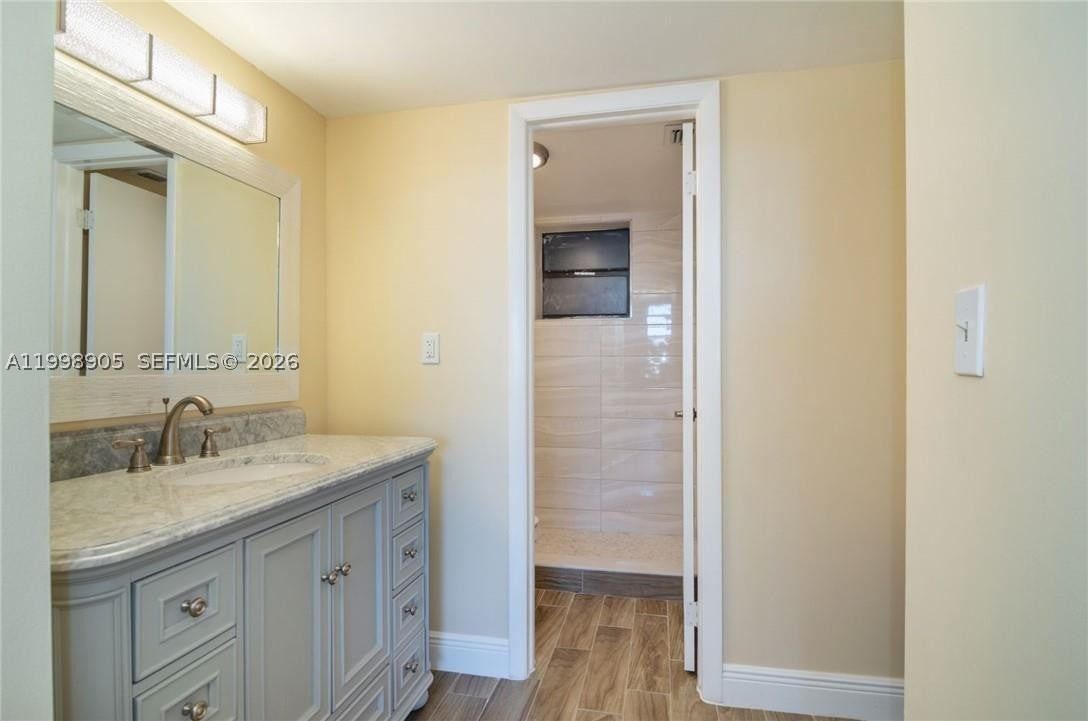 Real estate property located at 1100 Colony Point Cir #105, Broward, Colony Point 3 Condo, Pembroke Pines, FL