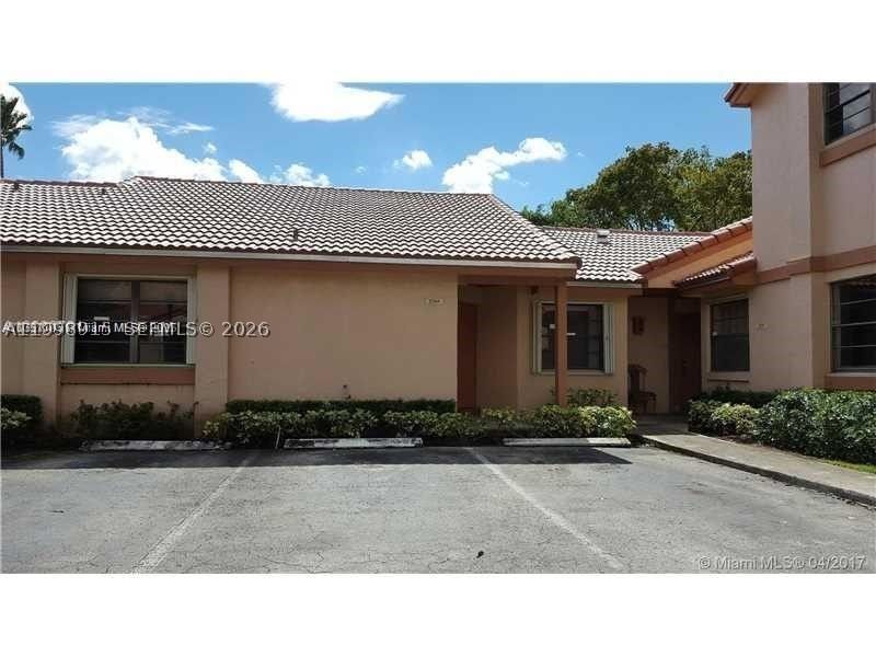 Real estate property located at 17268 60th Ct, Miami-dade, Villa Homes At The Moors, Hialeah, FL