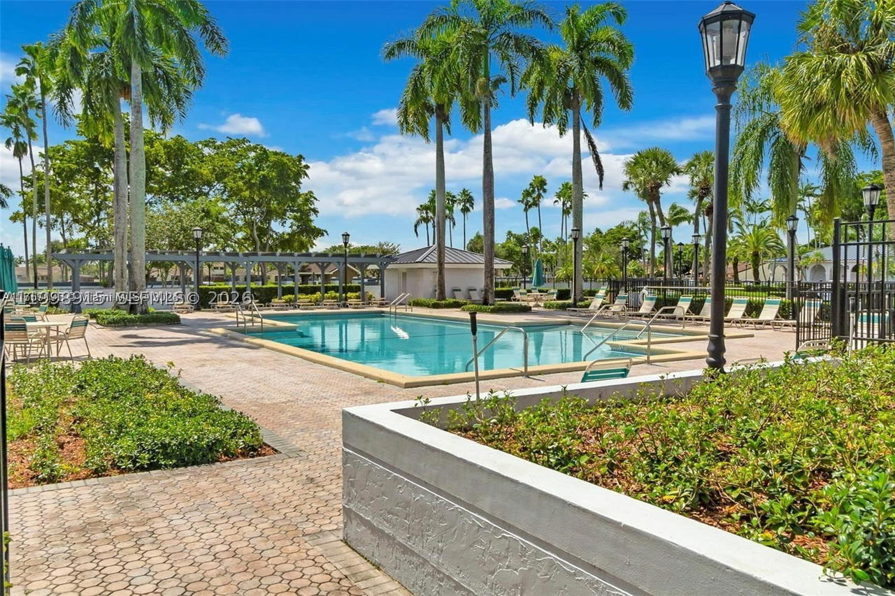 Real estate property located at 17268 60th Ct, Miami-dade, Villa Homes At The Moors, Hialeah, FL