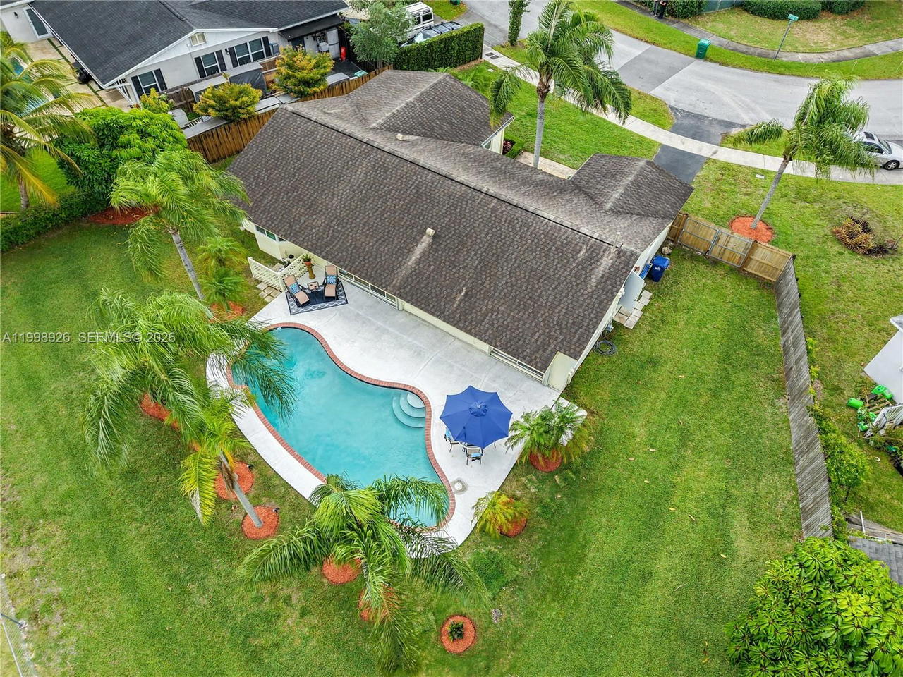 Real estate property located at 10325 102nd Ct, Miami-dade, Kendale South Sec 2 Part, Miami, FL