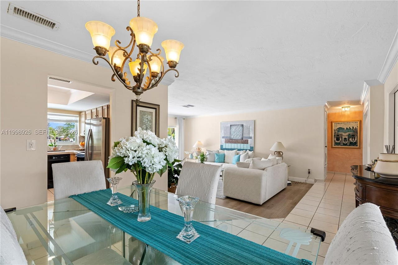 Real estate property located at 10325 102nd Ct, Miami-dade, Kendale South Sec 2 Part, Miami, FL