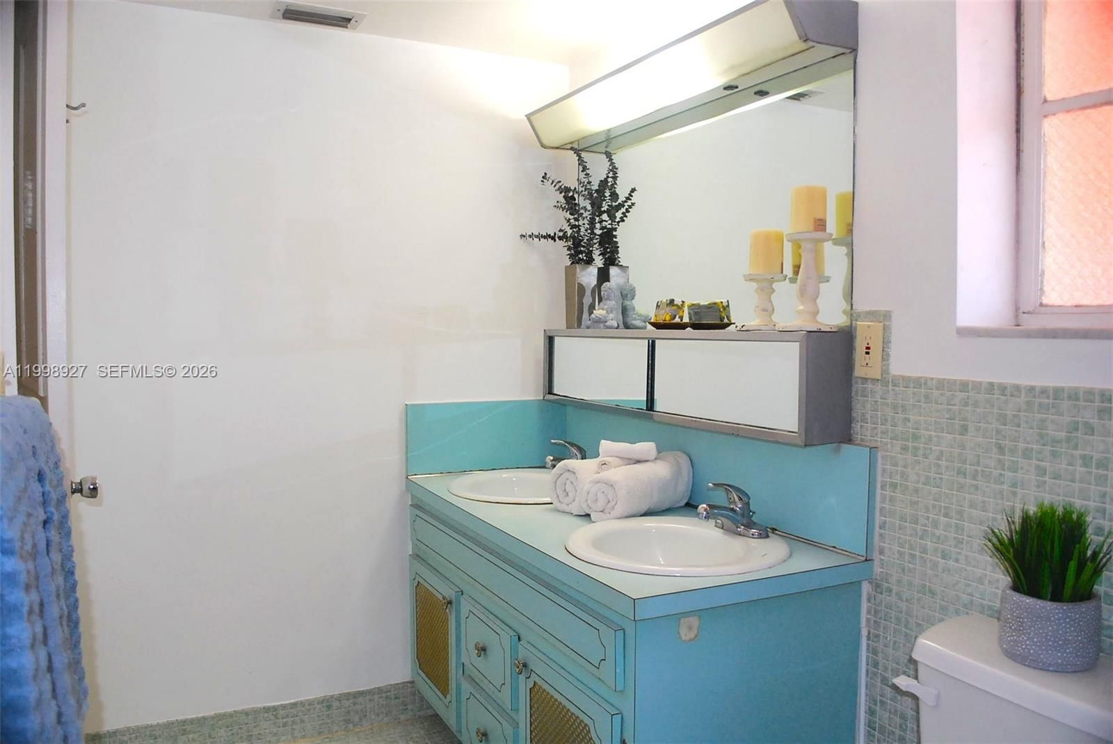 Real estate property located at 18707 14th Ave #733, Miami-dade, Eighth Moorings Condo, Miami, FL