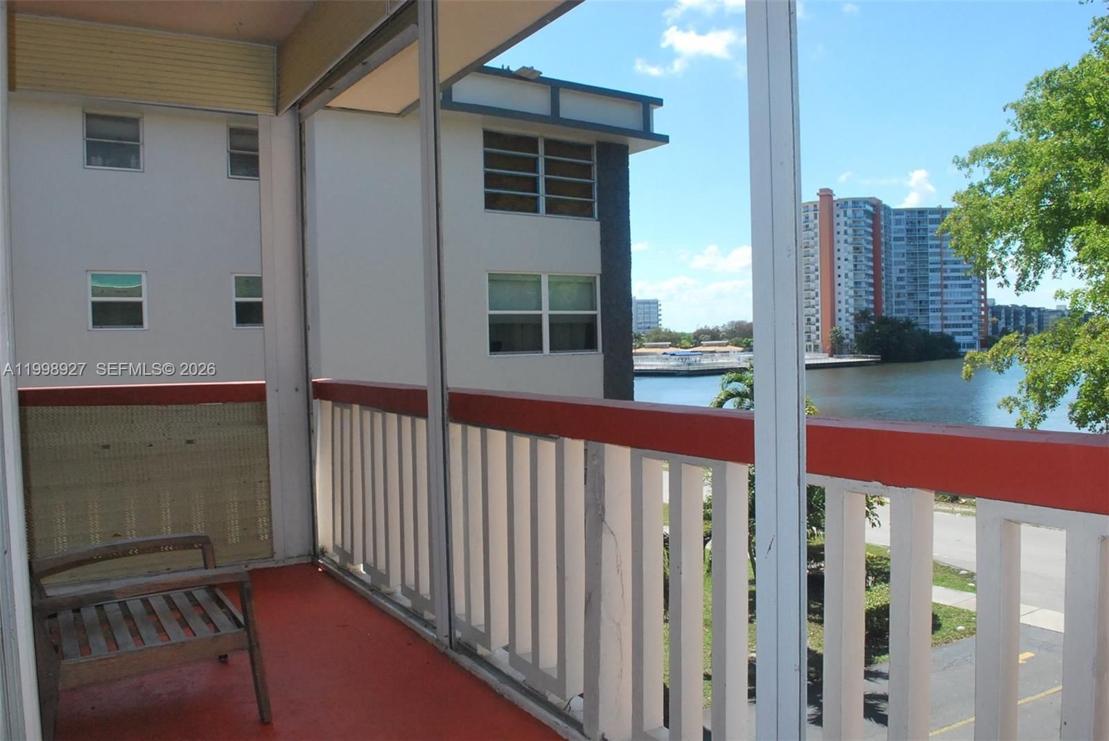 Real estate property located at 18707 14th Ave #733, Miami-dade, Eighth Moorings Condo, Miami, FL