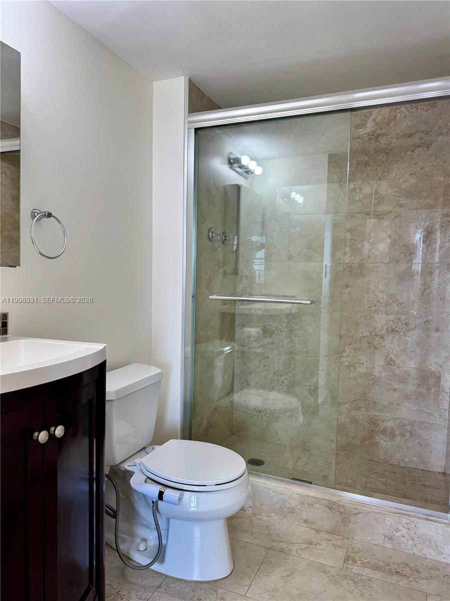 Real estate property located at 2780 183rd St #2012, Miami-dade, Commodore Plaza Condo, Aventura, FL