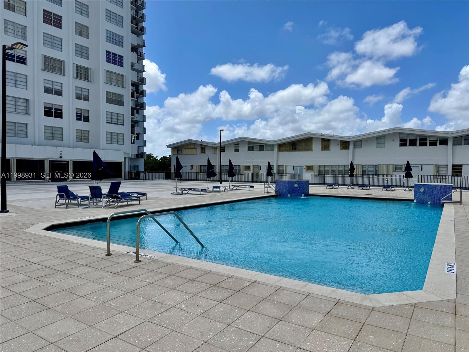 Real estate property located at 2780 183rd St #2012, Miami-dade, Commodore Plaza Condo, Aventura, FL
