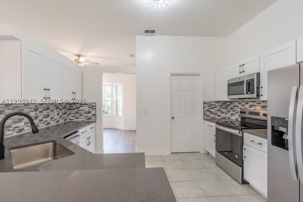 Real estate property located at 2519 9th St. W, Lee, Lehigh Acres, Lehigh Acres, FL