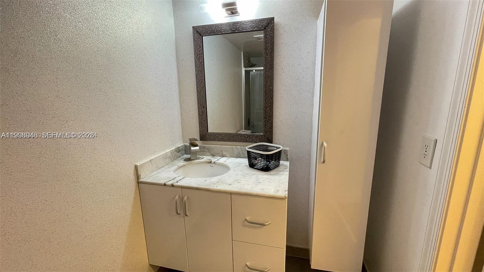 Real estate property located at 1200 Brickell Bay Dr #1702, Miami-dade, The Club At Brickell Bay, Miami, FL