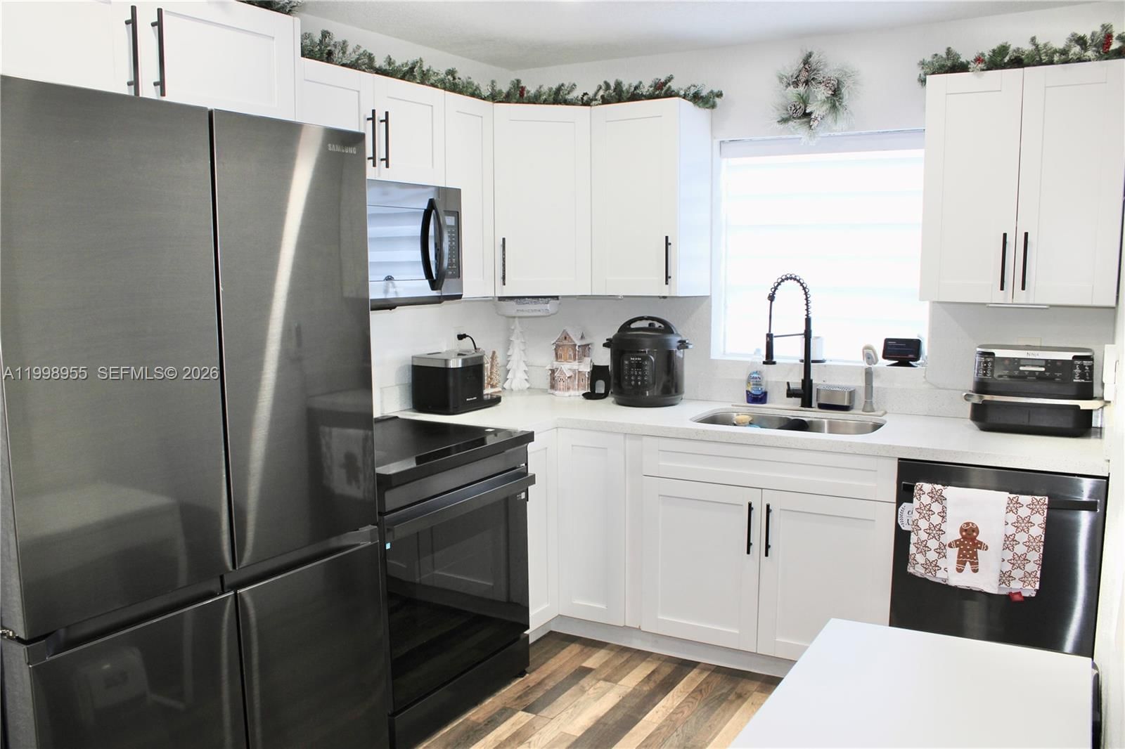 Real estate property located at 17710 102nd Ave, Miami-dade, Perrine Sub, Miami, FL