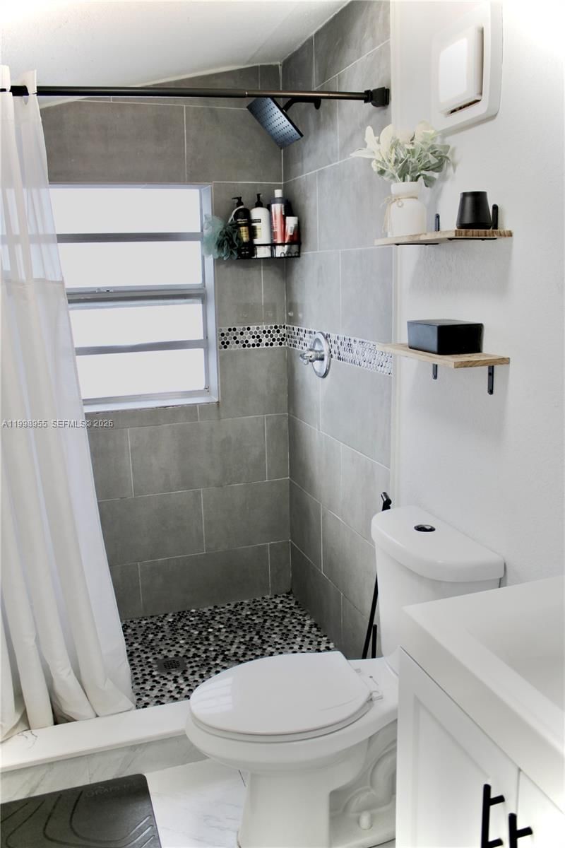 Real estate property located at 17710 102nd Ave, Miami-dade, Perrine Sub, Miami, FL