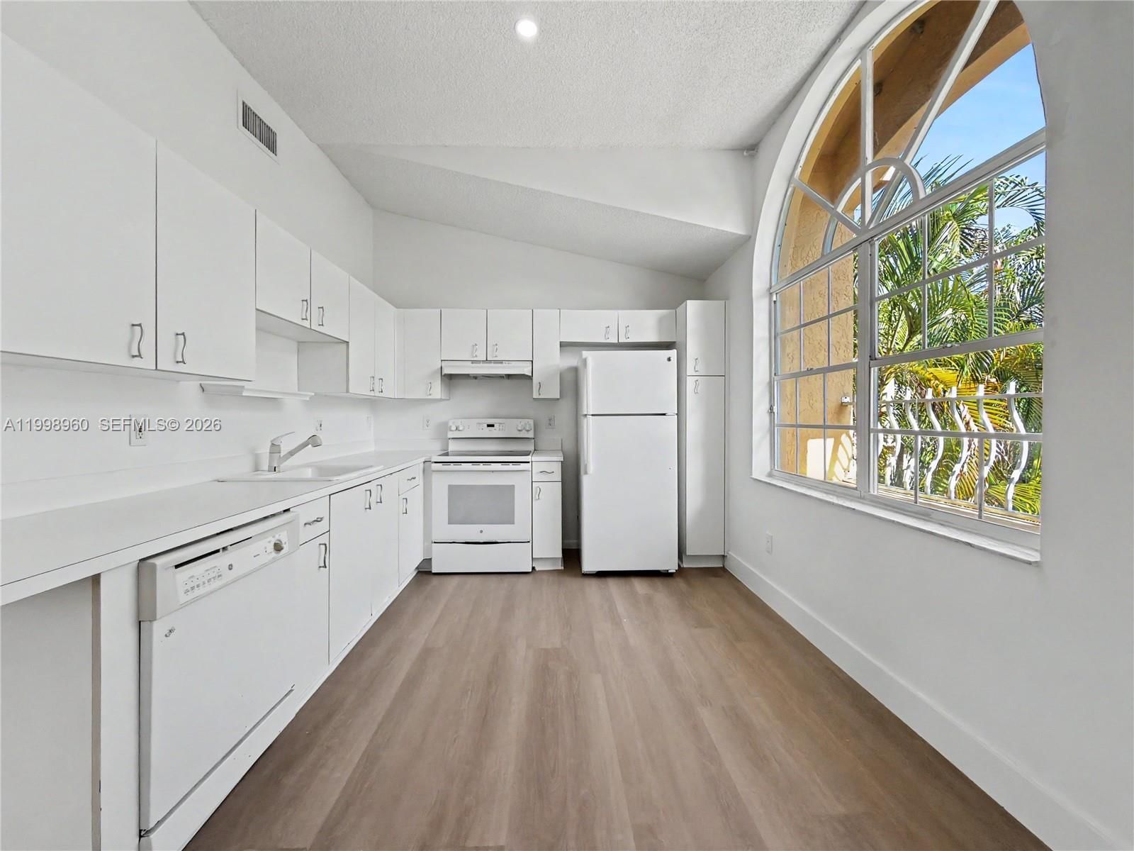 Real estate property located at 21553 87th Ct #102, Miami-dade, Windy Pointe Condo No 63, Cutler Bay, FL