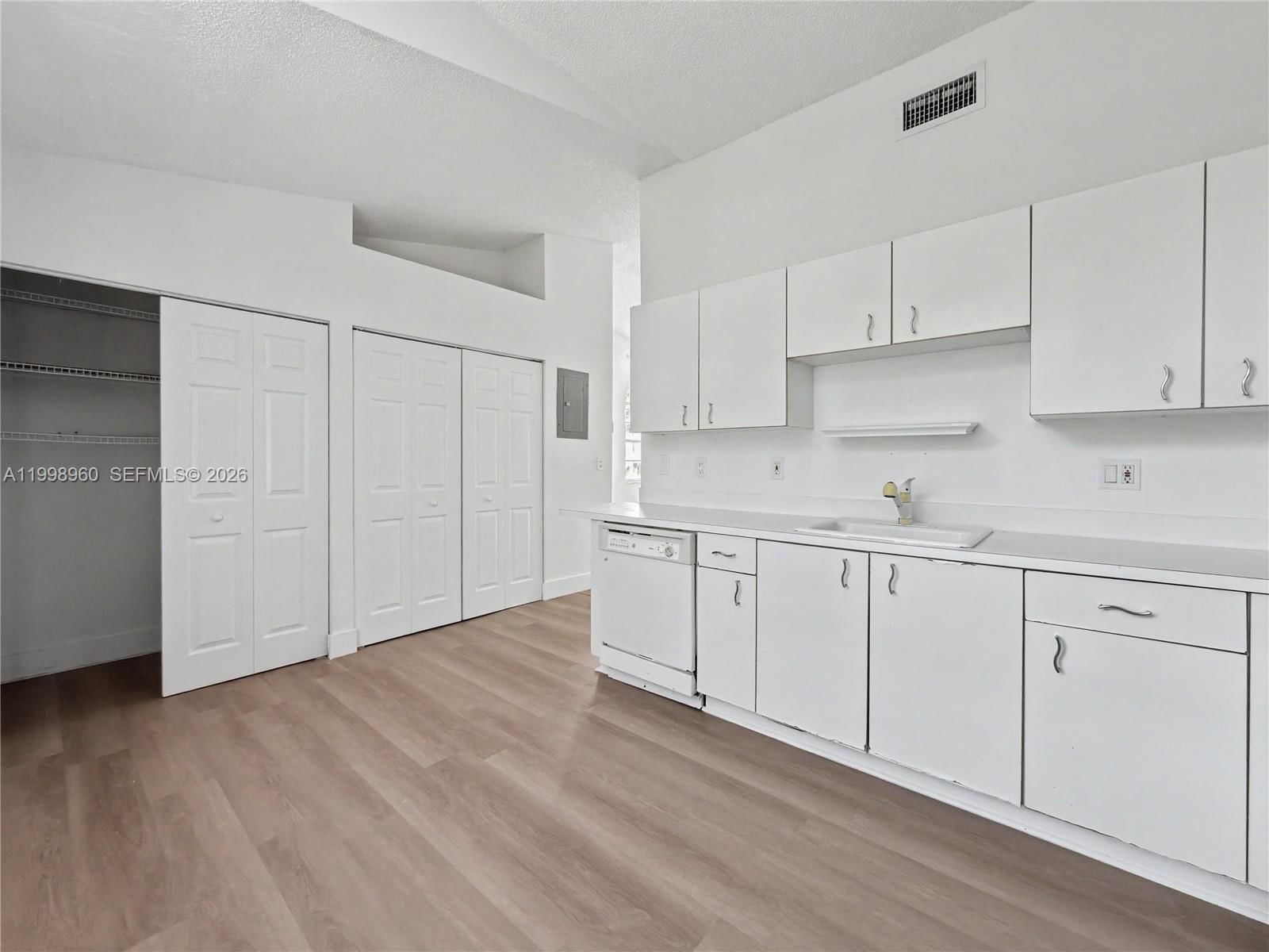 Real estate property located at 21553 87th Ct #102, Miami-dade, Windy Pointe Condo No 63, Cutler Bay, FL