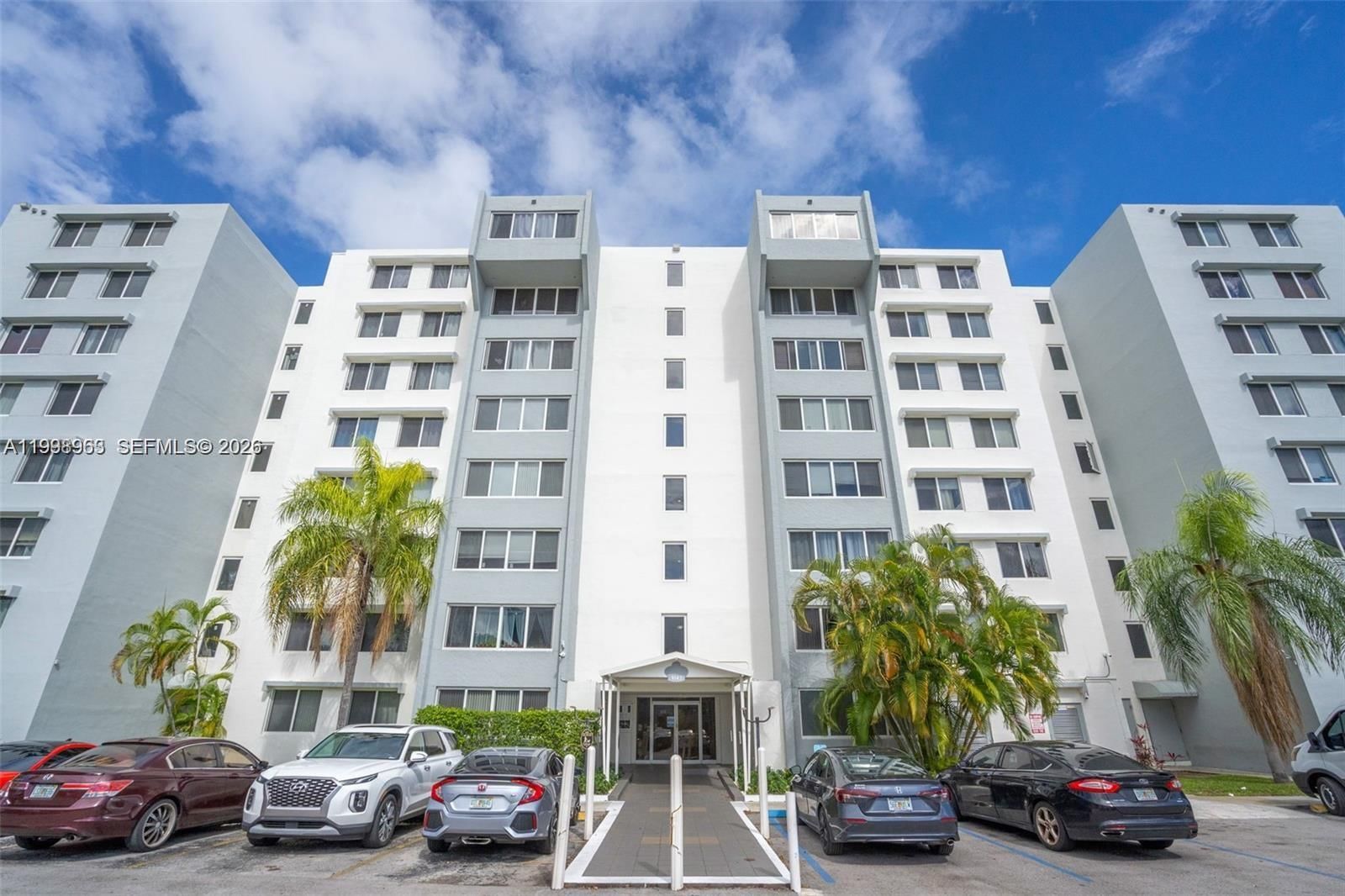 Real estate property located at 9143 77th Ave B105, Miami-dade, Dadeland Place Condo, Miami, FL