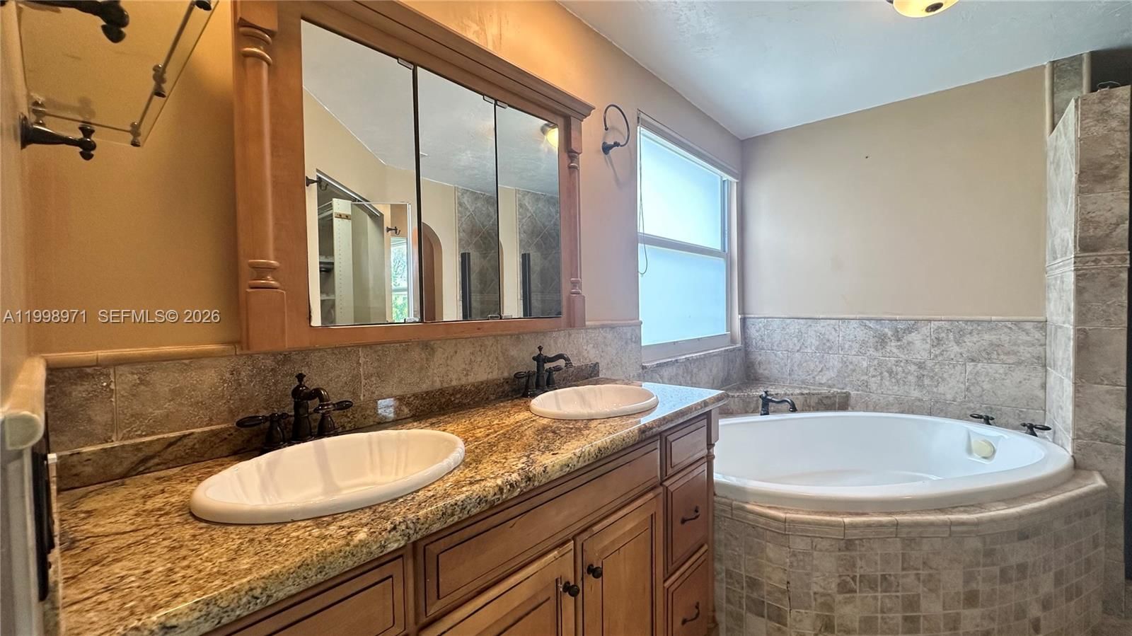 Real estate property located at 1141 Scarborough Dr, Broward, Scarborough Ii, Davie, FL