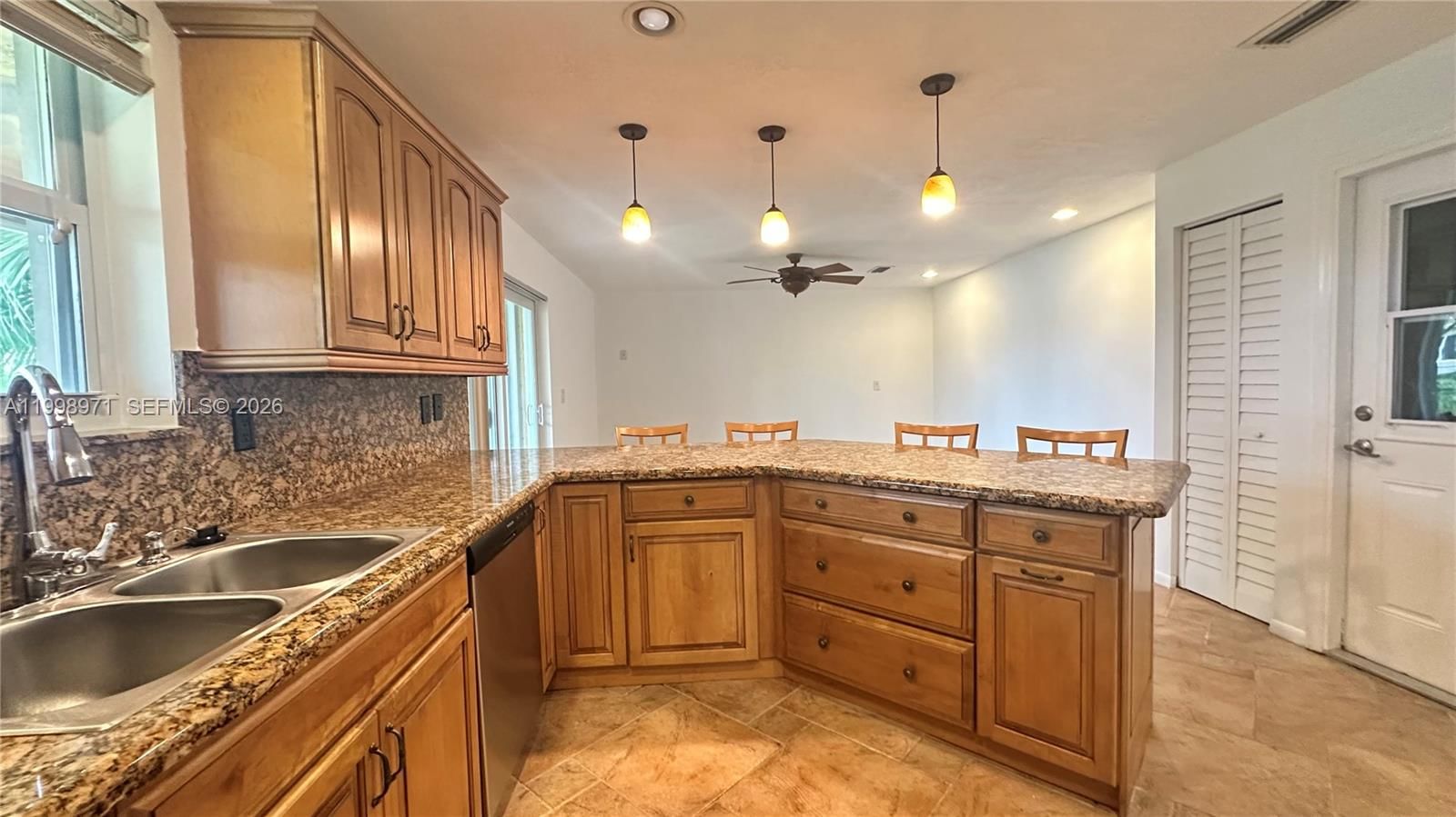 Real estate property located at 1141 Scarborough Dr, Broward, Scarborough Ii, Davie, FL