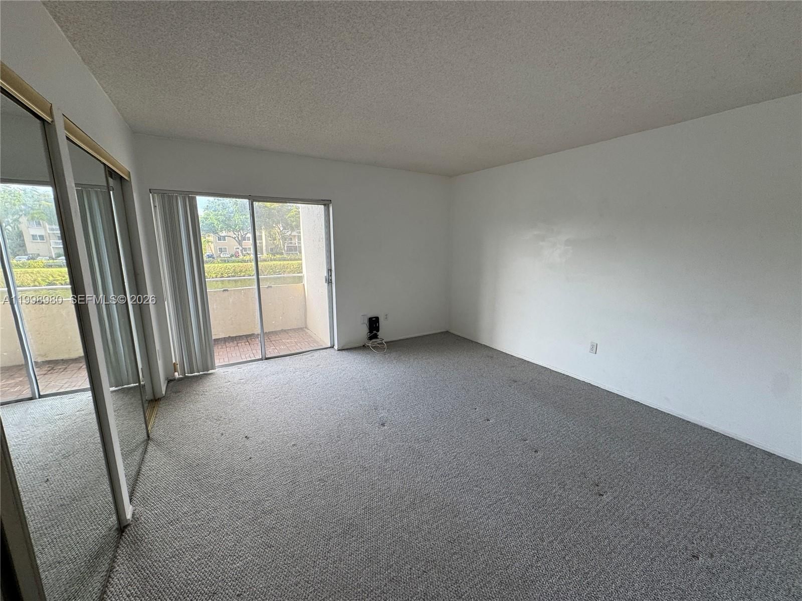 Real estate property located at 7787 86th St E-206, Miami-dade, Kings Creek So Condo, Miami, FL