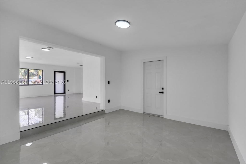 Real estate property located at 1000 198th St, Miami-dade, Norwood 4th Addn, Miami Gardens, FL