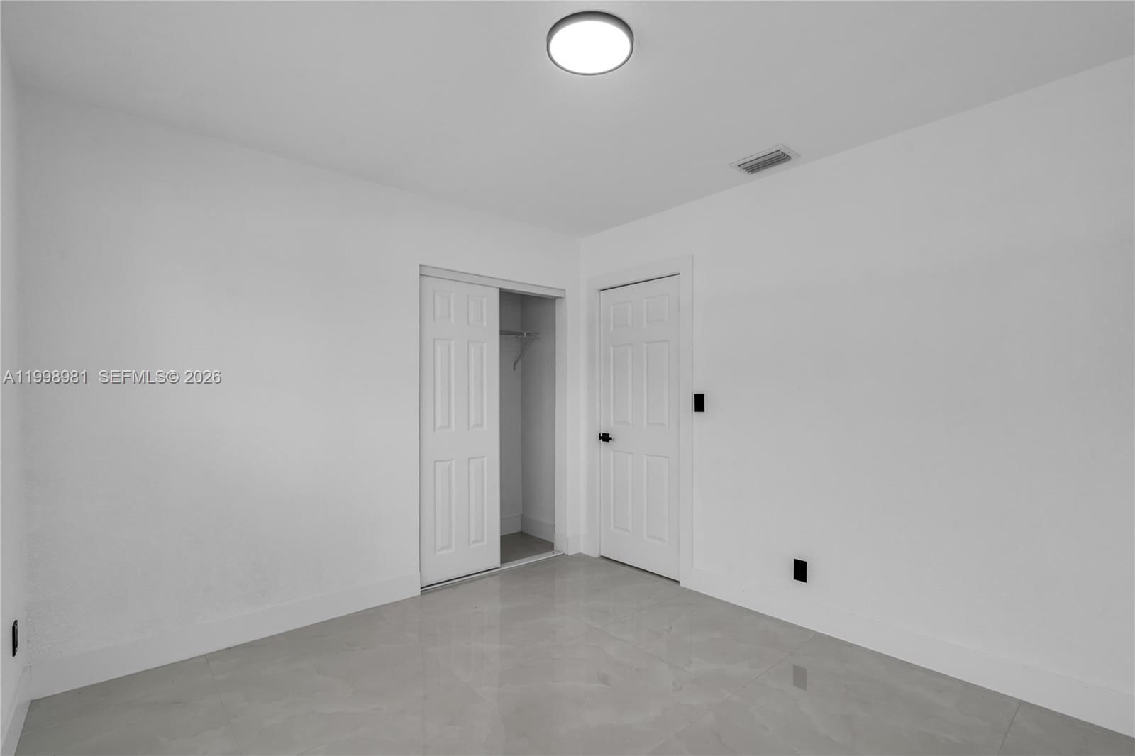 Real estate property located at 1000 198th St, Miami-dade, Norwood 4th Addn, Miami Gardens, FL