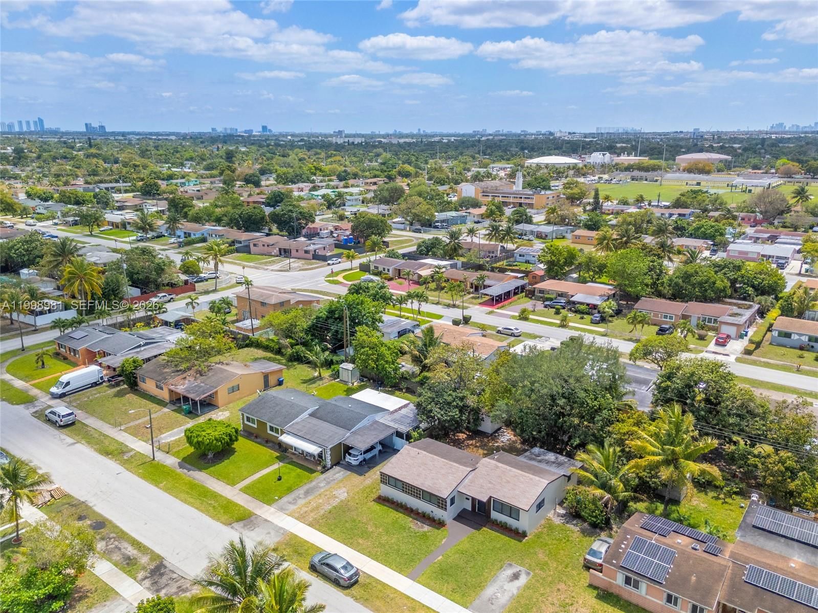 Real estate property located at 1000 198th St, Miami-dade, Norwood 4th Addn, Miami Gardens, FL