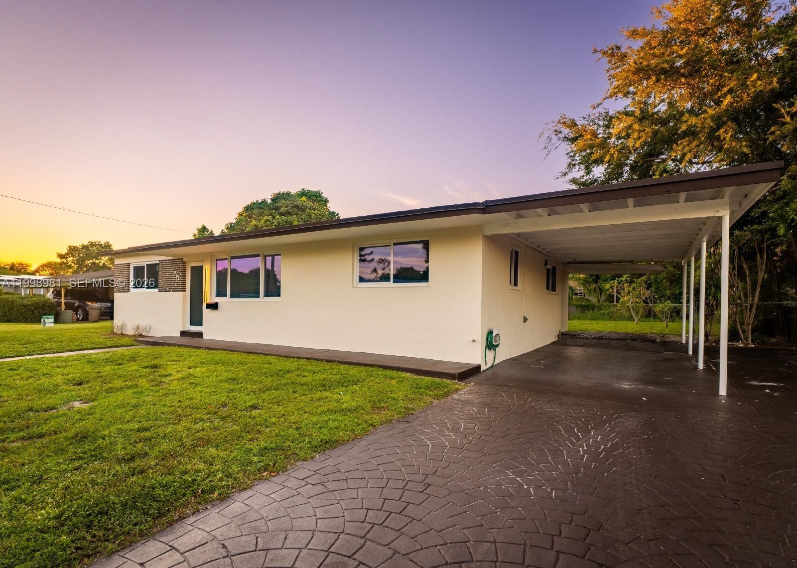 Real estate property located at 1000 198th St, Miami-dade, Norwood 4th Addn, Miami Gardens, FL