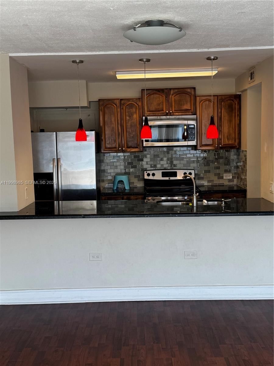 Real estate property located at 7545 Treasure Dr #9K, Miami-dade, Caribbean Towers Condo, North Bay Village, FL