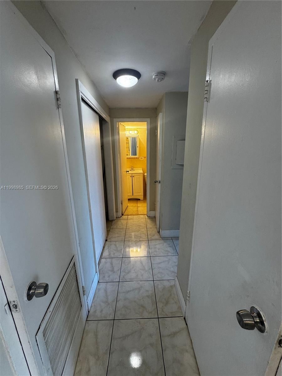 Real estate property located at 7545 Treasure Dr #9K, Miami-dade, Caribbean Towers Condo, North Bay Village, FL