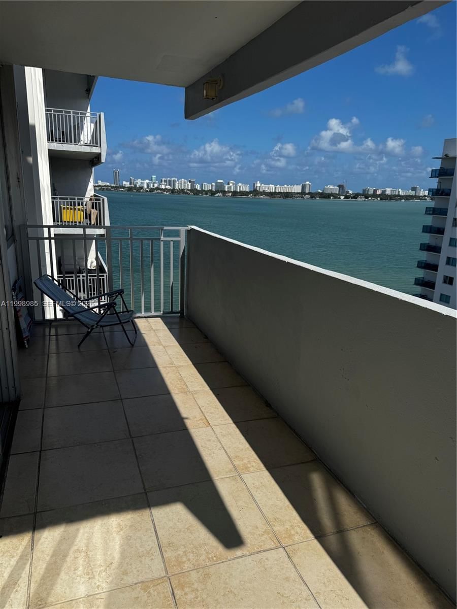 Real estate property located at 7545 Treasure Dr #9K, Miami-dade, Caribbean Towers Condo, North Bay Village, FL