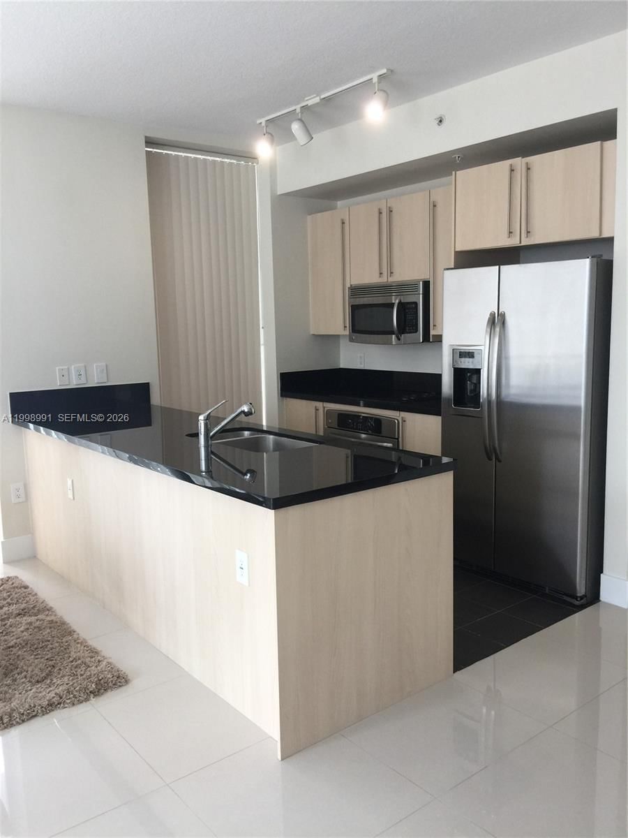 Real estate property located at 79 12th St #1406-S, Miami-dade, The Axis On Brickell Cond, Miami, FL