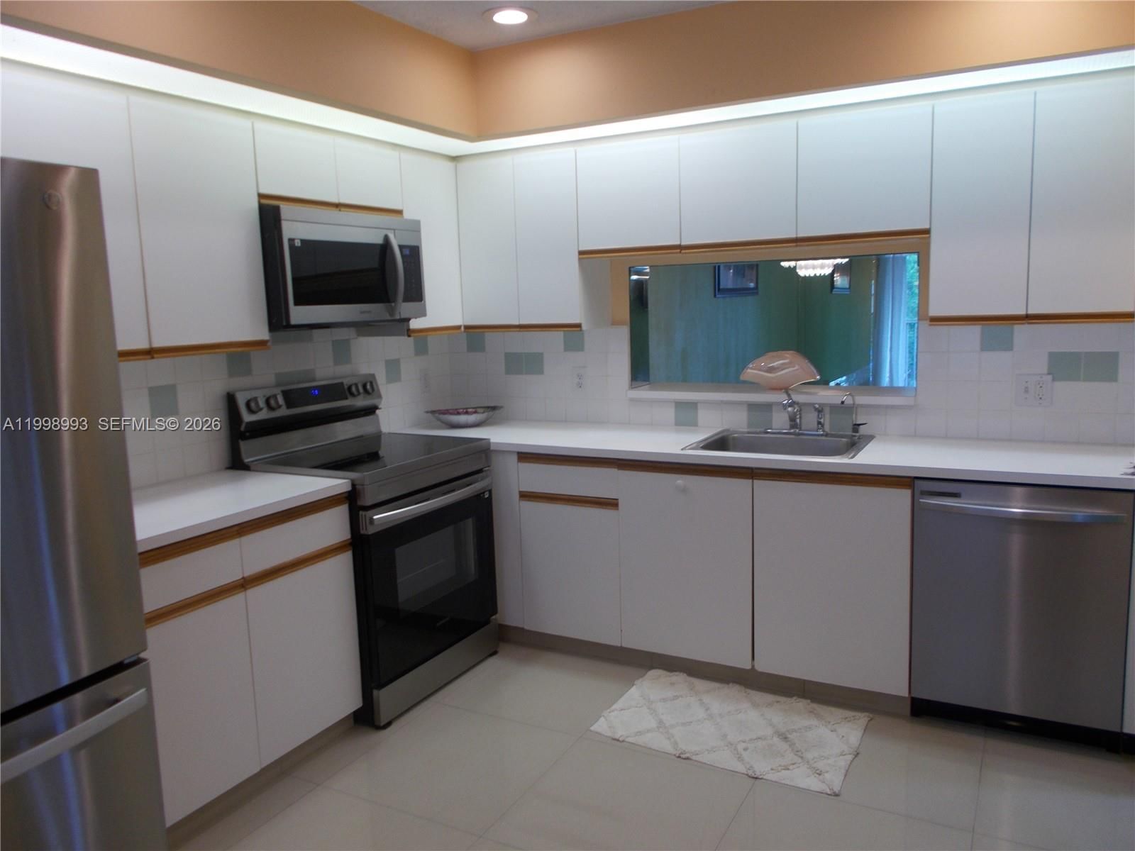 Real estate property located at 13001 15th Ct #408T, Broward, Ivanhoe East At Century V, Pembroke Pines, FL