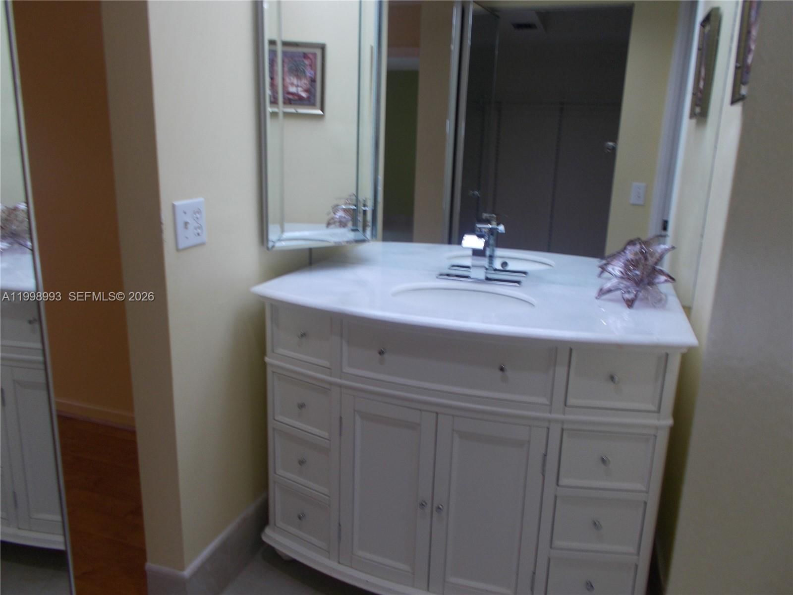 Real estate property located at 13001 15th Ct #408T, Broward, Ivanhoe East At Century V, Pembroke Pines, FL